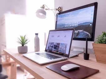 Plus de calme pour le travail? Veuillez diviser une grande pièce et réserver un coin pour vous