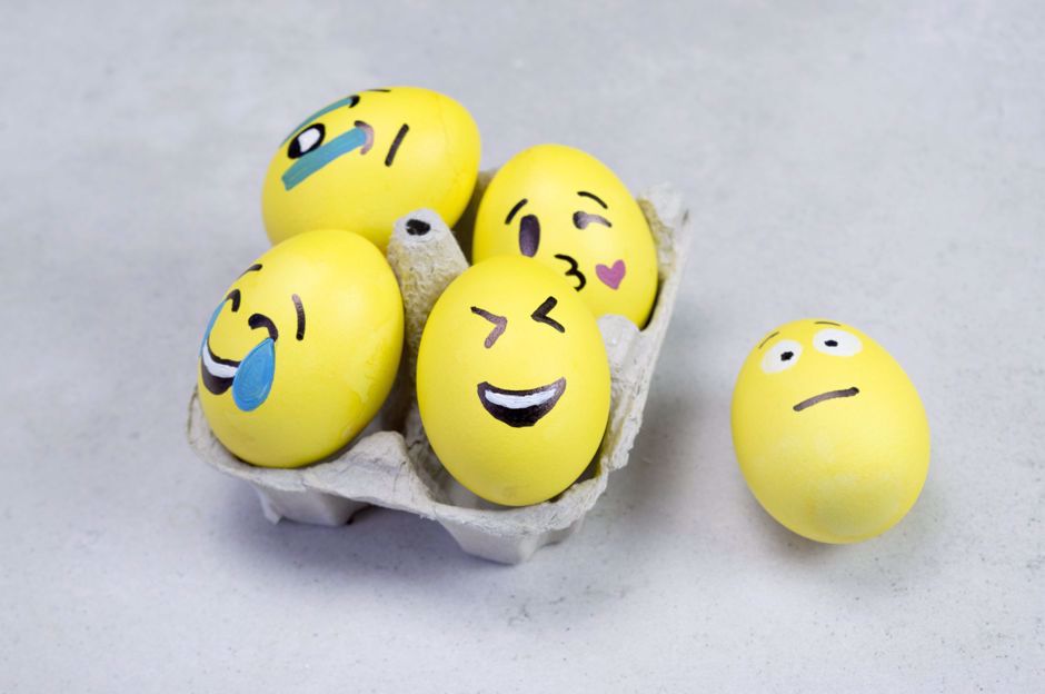 7 conseils pour colorer les œufs de Pâques que vous pouvez faire avec vos enfants