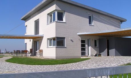 Les best-sellers CETTA 80 et ZETTA 90: quelles sont leurs différences et quel stores extérieur choisir?