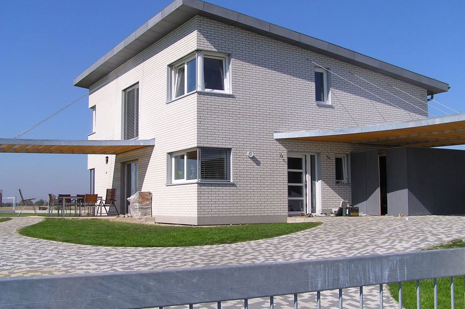 Les best-sellers CETTA 80 et ZETTA 90: quelles sont leurs différences et quel stores extérieur choisir?