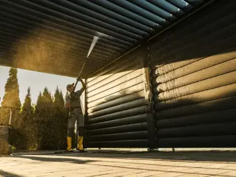 Entretien et maintenance des dispositifs de protection solaire après l'été: Guide