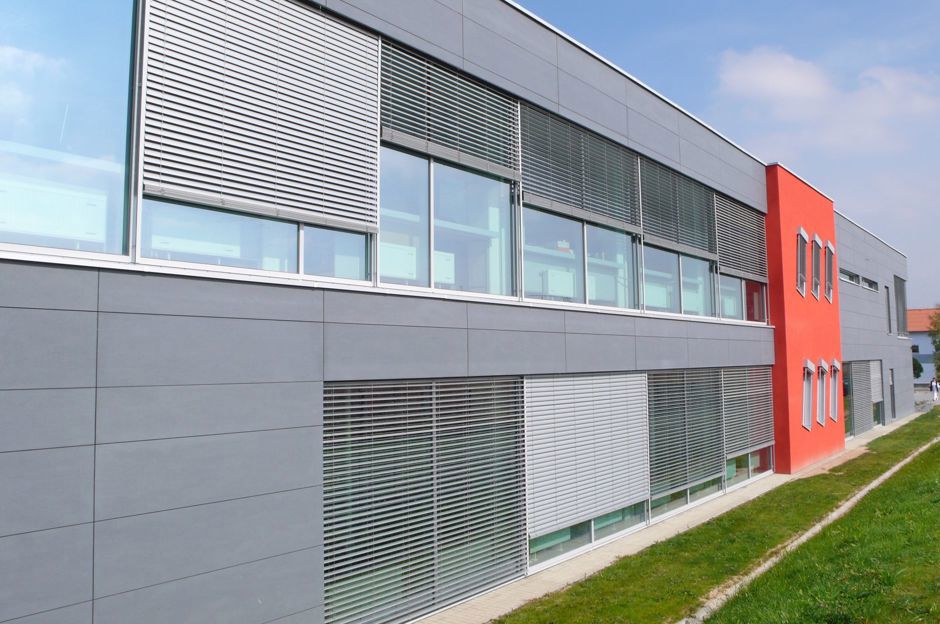 Réalisation spéciale des stores extérieurs 