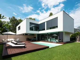 Volets roulants extérieurs et sécurité : protection contre les cambrioleurs