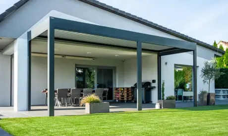 Préparez votre terrasse et votre pergola pour le printemps : Guide complet